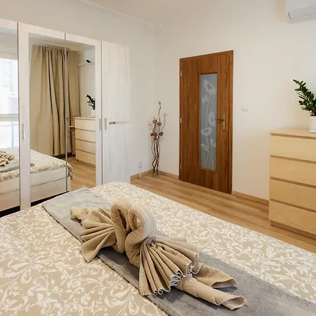 Sklenarova With Balcony شقة *